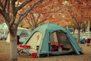 https://hilltopcamplembang.com/tempat-camping-di-lembang-bandung-murah/