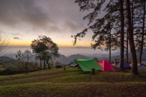 tempat camping di lembang